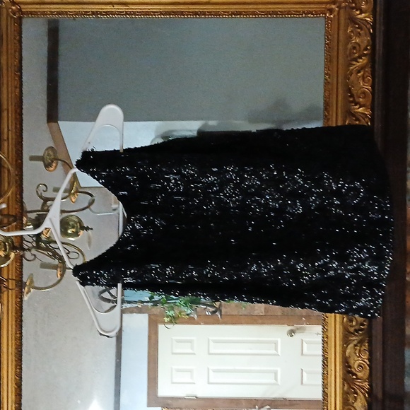 Kong Tops - Kong Black Wool Garment with Beaded Detail